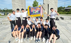 弓道部の生徒たち