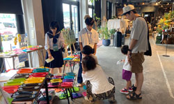 販売実習の様子