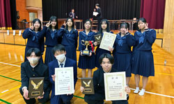 珠算電卓部の生徒たち