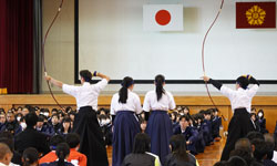 対面式の様子