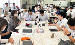 教職員研修の様子
