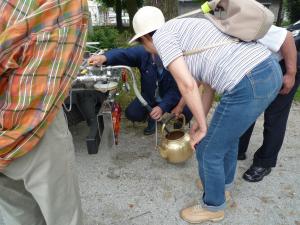 給水車からの給水訓練