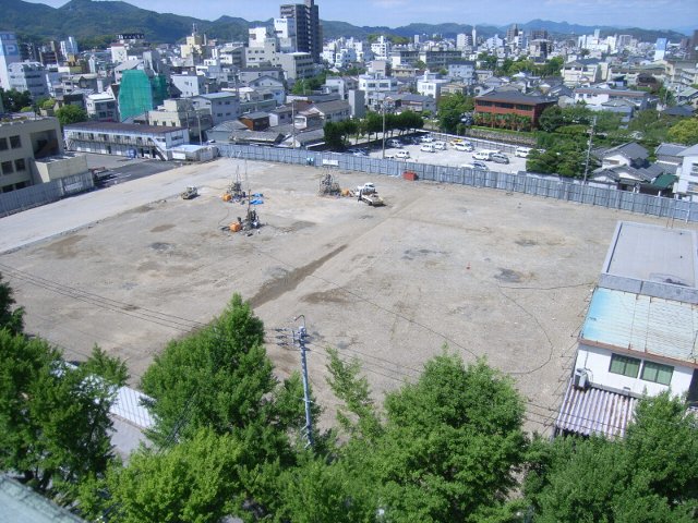 支持層深度調査の様子