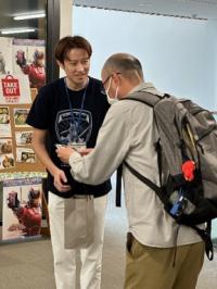 ティッシュ配布