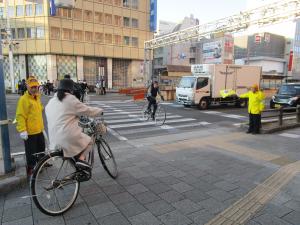 R6交通事故絶滅街頭キャンペーン（はりまや橋）