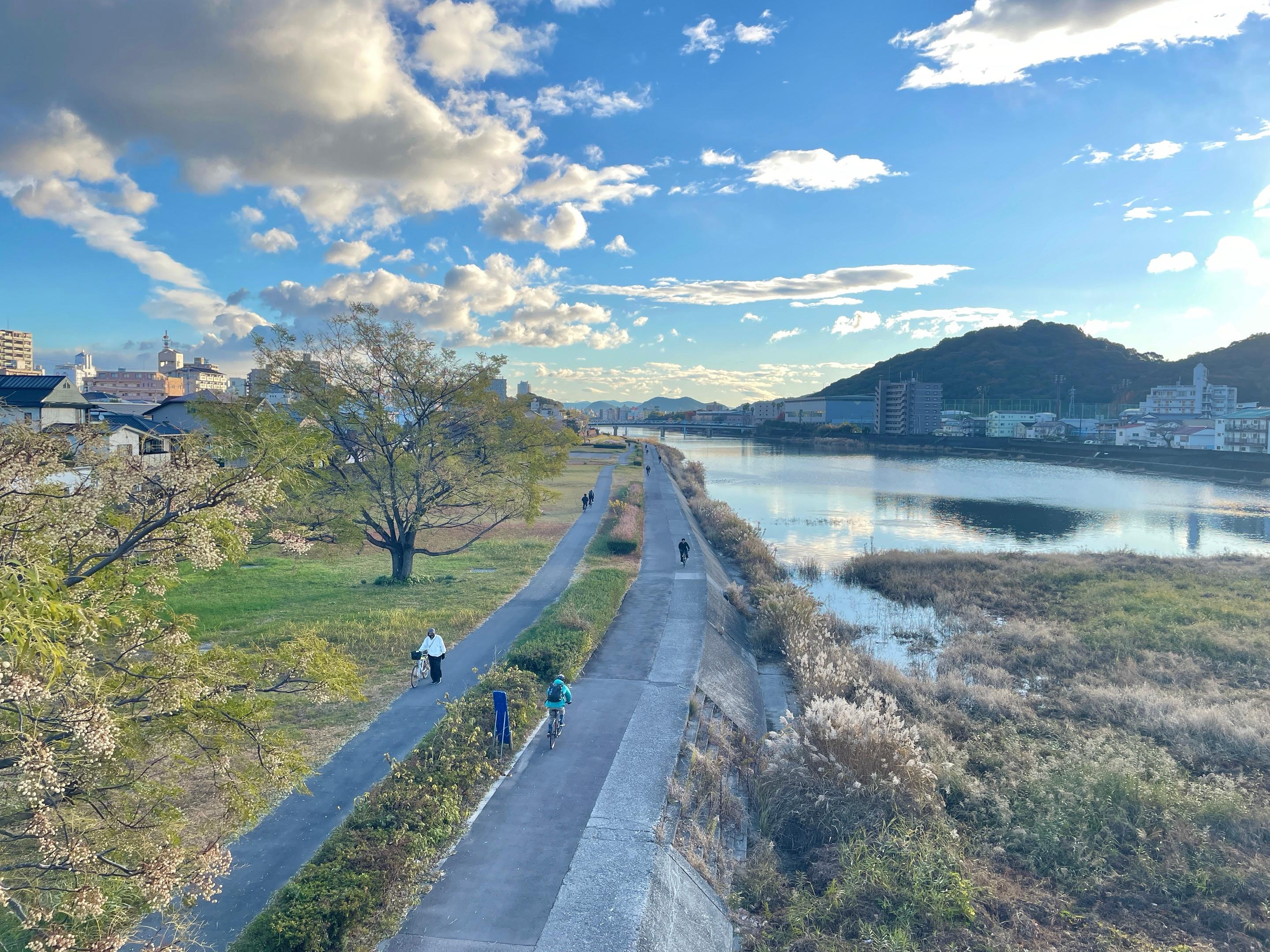 月の瀬橋から見える絵画みたいな風景