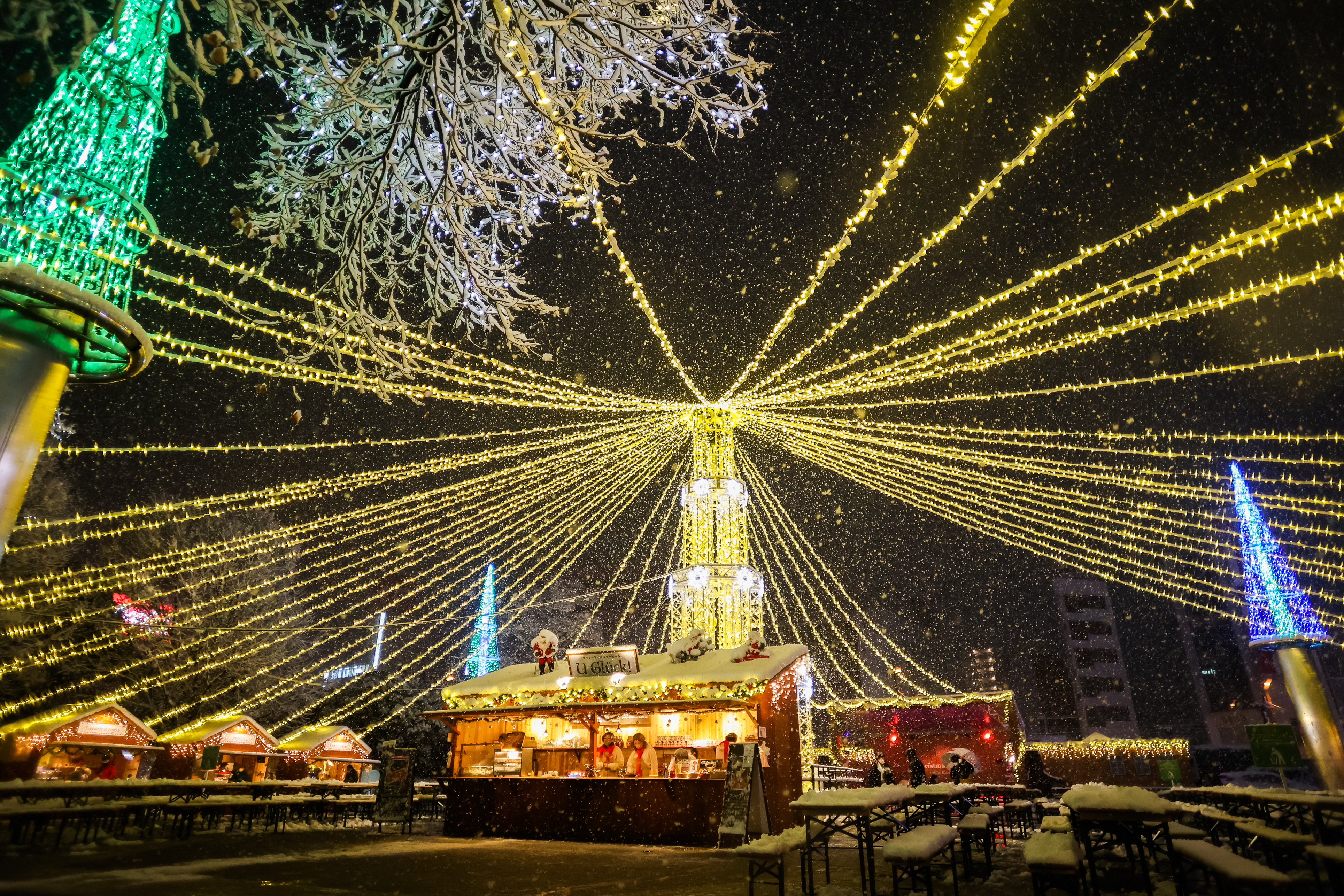 トラス（メインタワー）