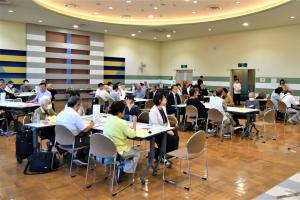 意見交換会全体写真