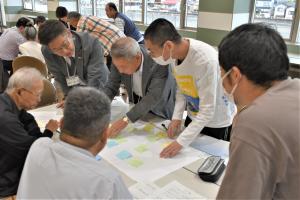 各班で意見交換会