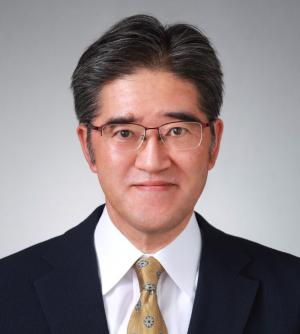 関委員の写真です