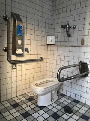 障がい者用トイレ