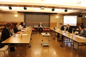 令和7年度第2回経営審議会の様子