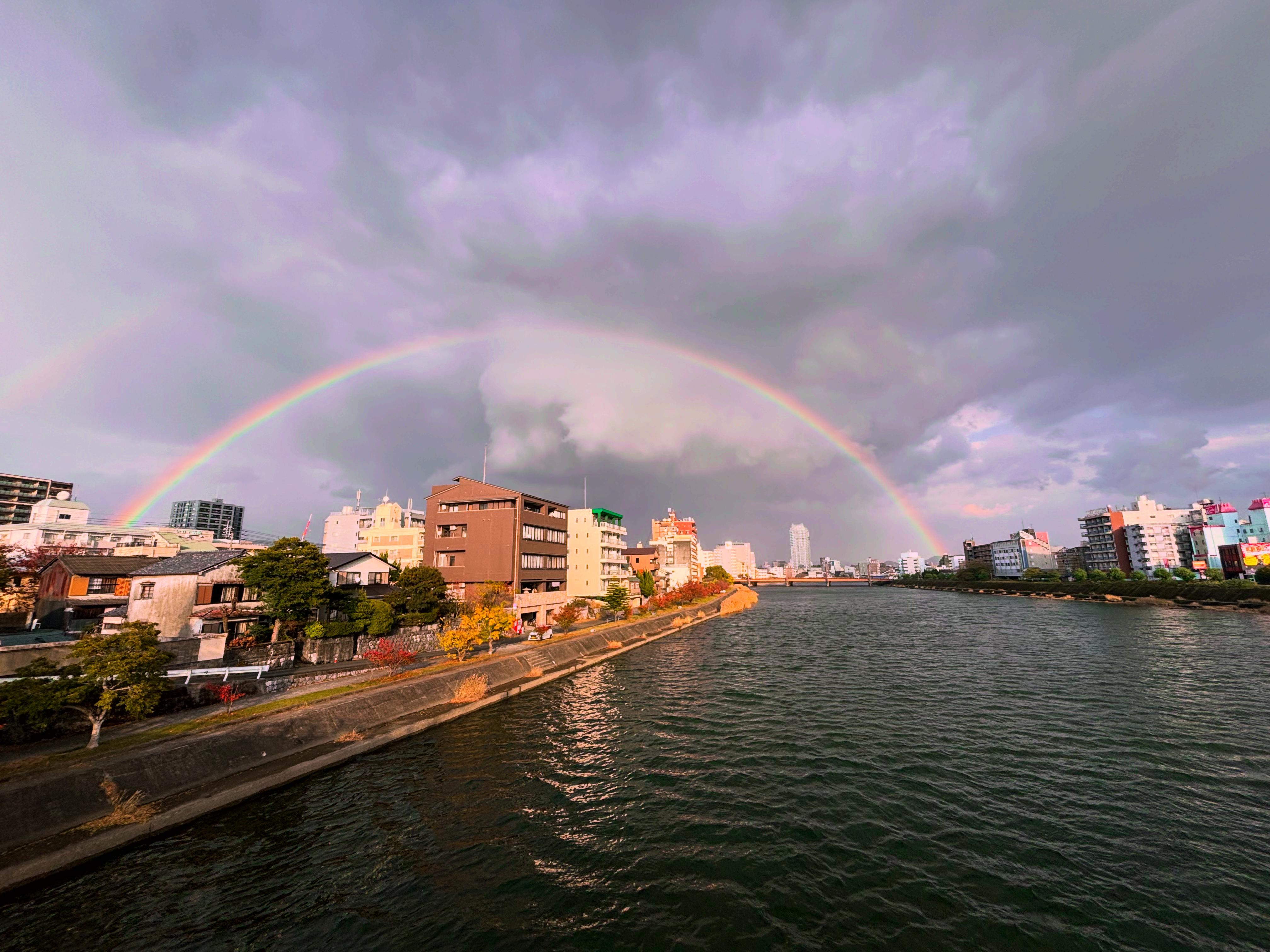 Over the rainbow​​