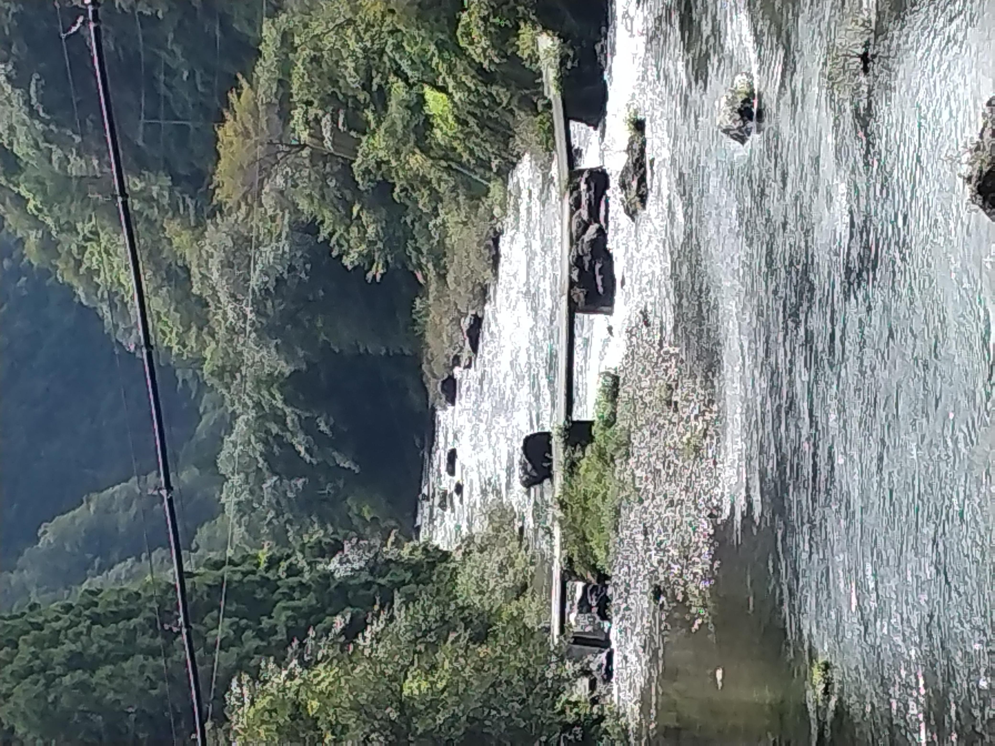 夏の終わりの沈下橋