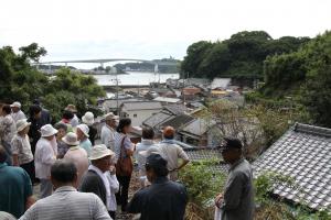 高台への避難訓練